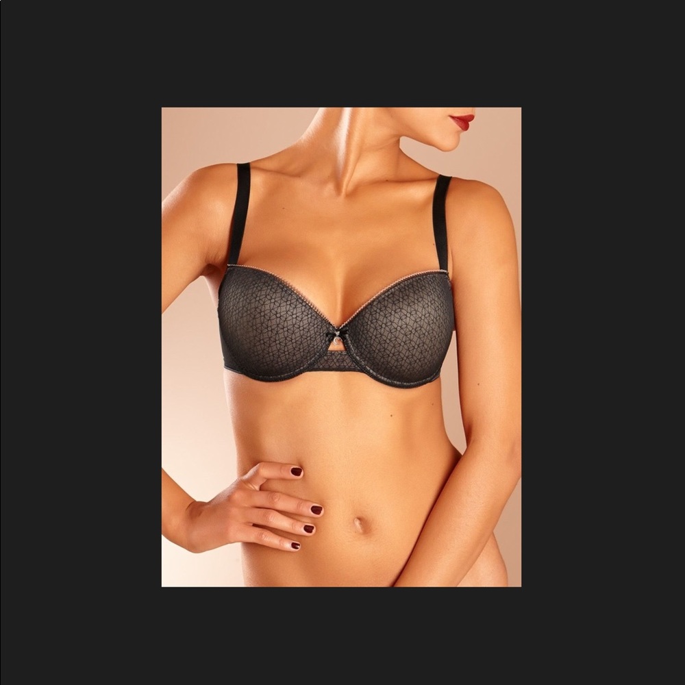 Chantelle Graphic Demi T-shirt Bra 30D